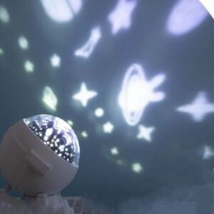 ASTRONAUTA CON PROYECCION
