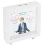 🪵💰 Hucha BLANCA- Primera Comunión Un detalle bonito y útil para guardar sus primeros ahorros. Con diseño tierno y especial para recordar este día único.