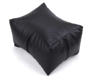 ALMOHADA DE PIEL COLOR negra